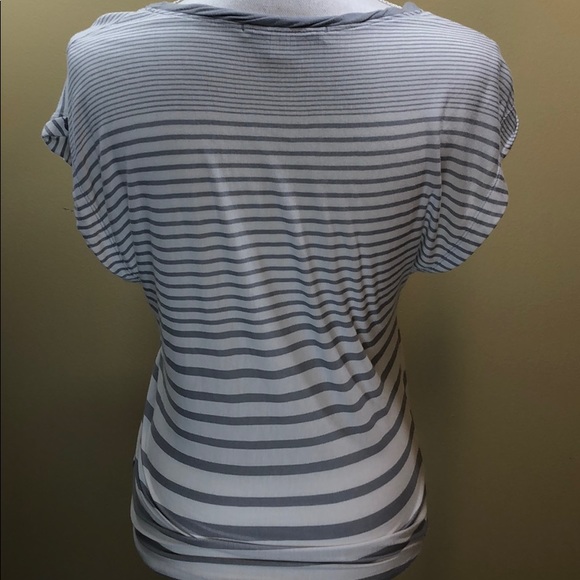 Forever 21 striped blouse - Picture 3 of 4